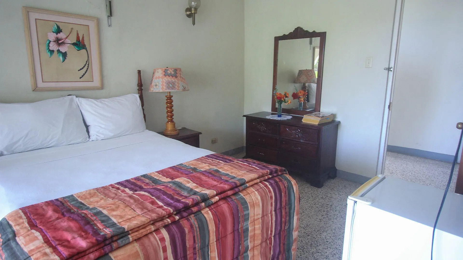 Sahara Hostel Μοντέγκο Μπέυ 0*,  Τζαμάικα